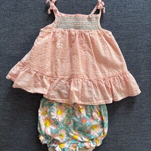 Tommy Bahama Baby Floral Set